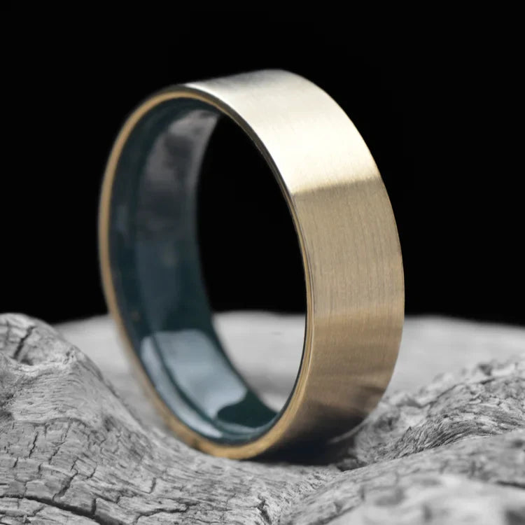 10KY wedding band with moss agate inner sleeve on white sea branch, 7mm men's ring, unique custom design, free engraving available